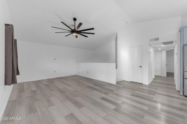Photo - 1852 N Saffron Cir