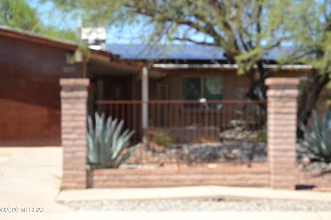 Photo - 3270 W Capistrano Rd