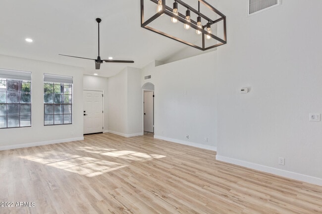 Photo - 11 N Concord St