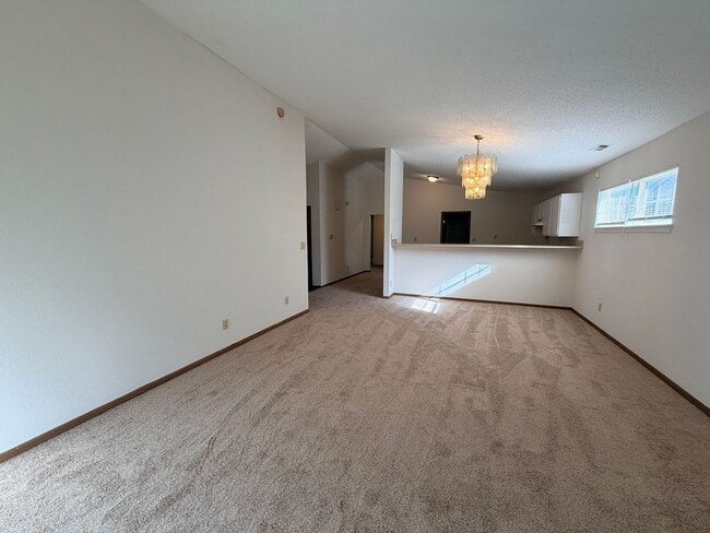 Photo - 4020 Crabtree Ct