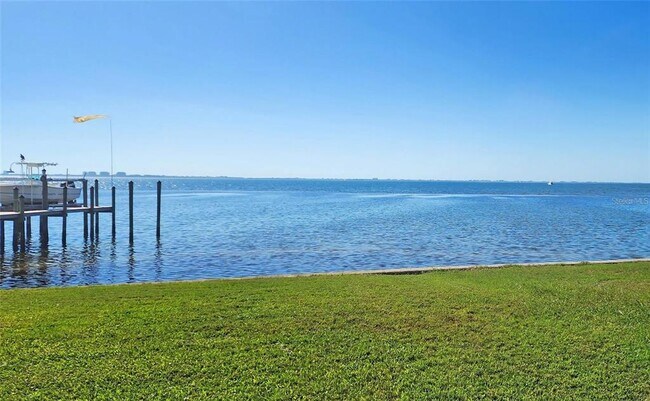 Photo - 329 Bernard Ave