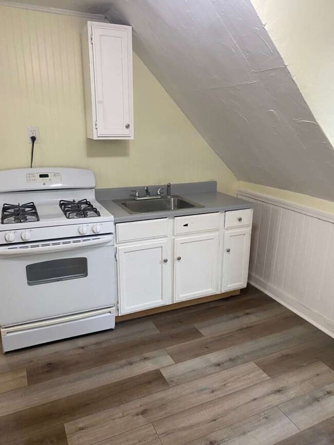 Photo - 2219 W 103rd St Unidad Up