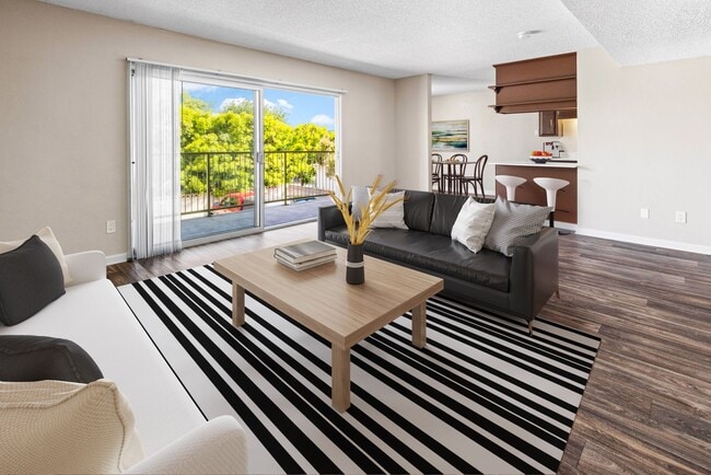 Photo - The Molokai Apartments