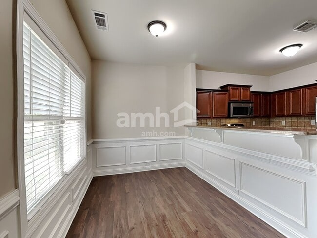 Photo - 5203 Catrina Way