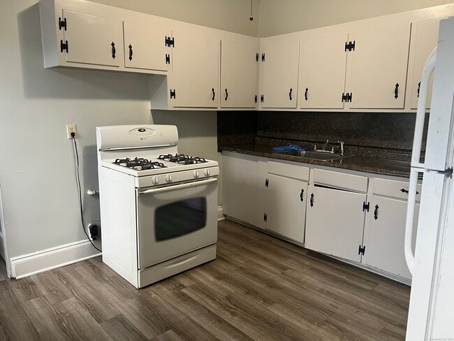 Photo - 195 Edgewood St Unidad 2