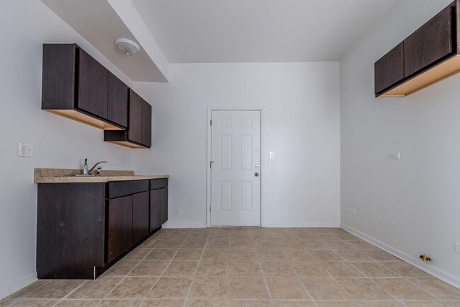 Photo - 1630 S Sawyer Ave