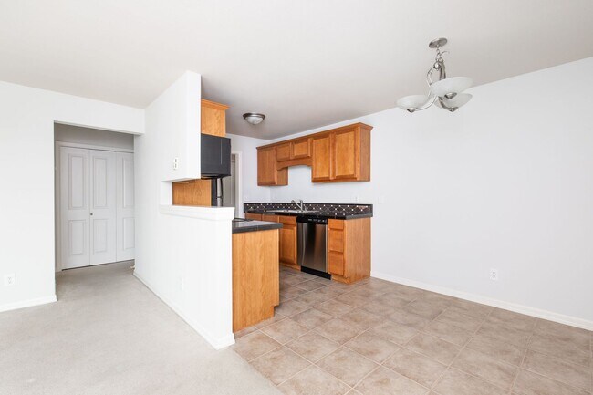 Photo - 1 Bedroom Kirkland Condo with View