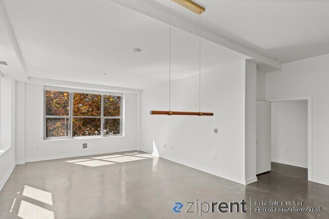 Photo - 1001 46th St Unit 206