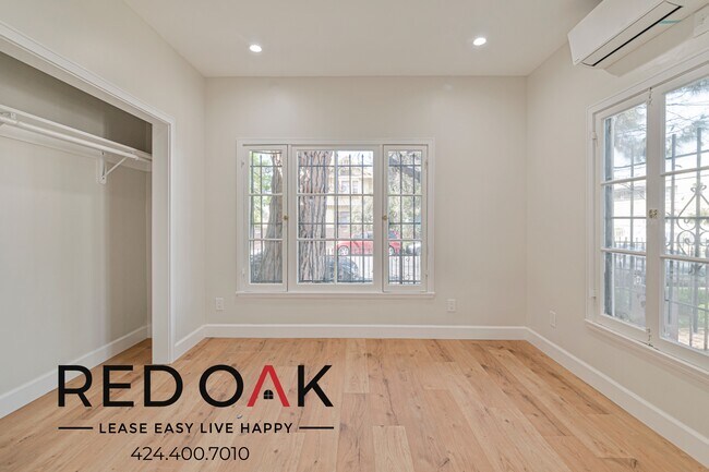 Photo - 2376 Portland St Unit 5