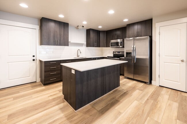 Photo - Beautiful Townhome in Rexburg Close to Campus