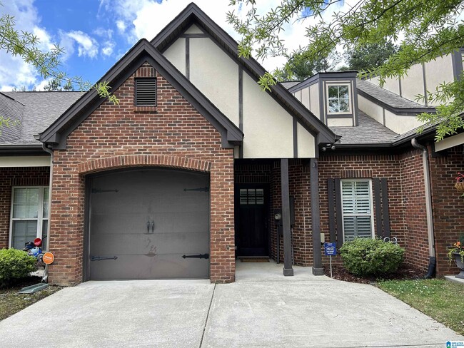 Building Photo - 122 Singapore Cir