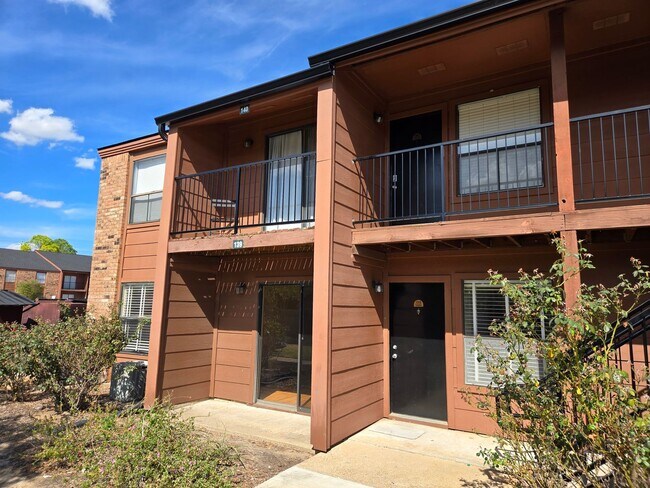 College Station - 2 Bedroom, 2 Bath - Down... - College Station - 2 Bedroom, 2 Bath - Down...