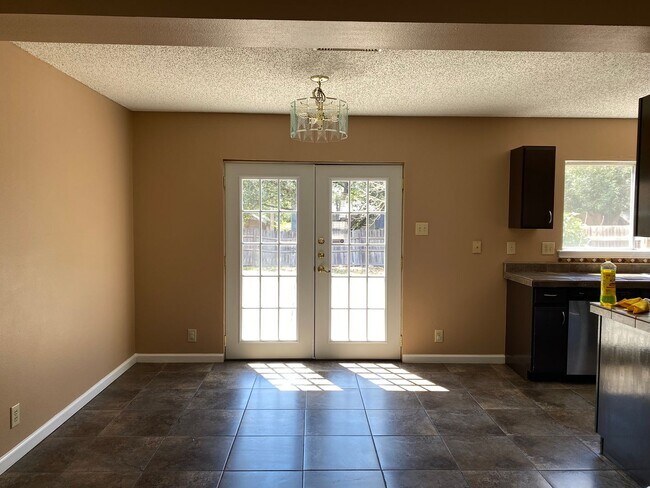 Photo - 3 bed 2 bath home in Candlewood Park