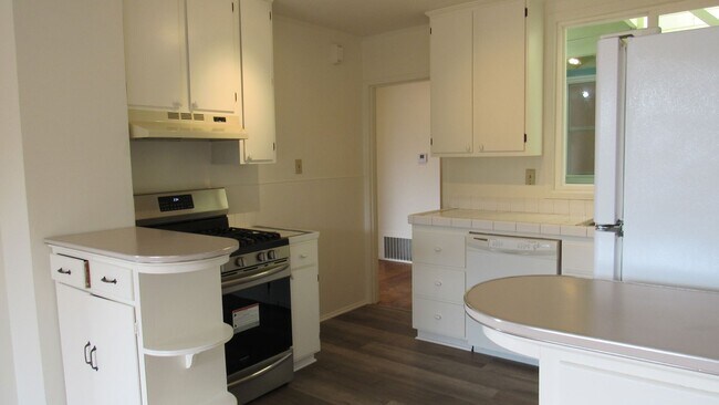 Photo - SEAL ROCK Unit 130