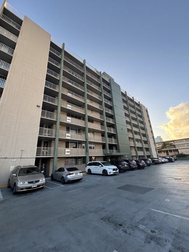 Photo - 1326 Ke’eaumoku St