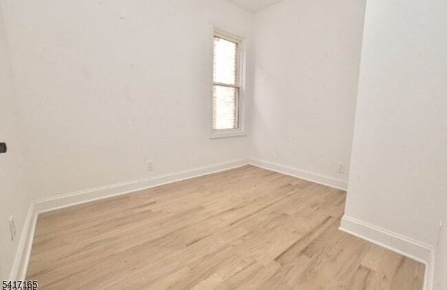 Photo - 43 Bragaw Ave