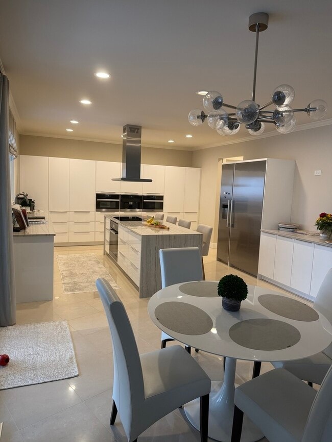 Photo - 525 Senon Dr