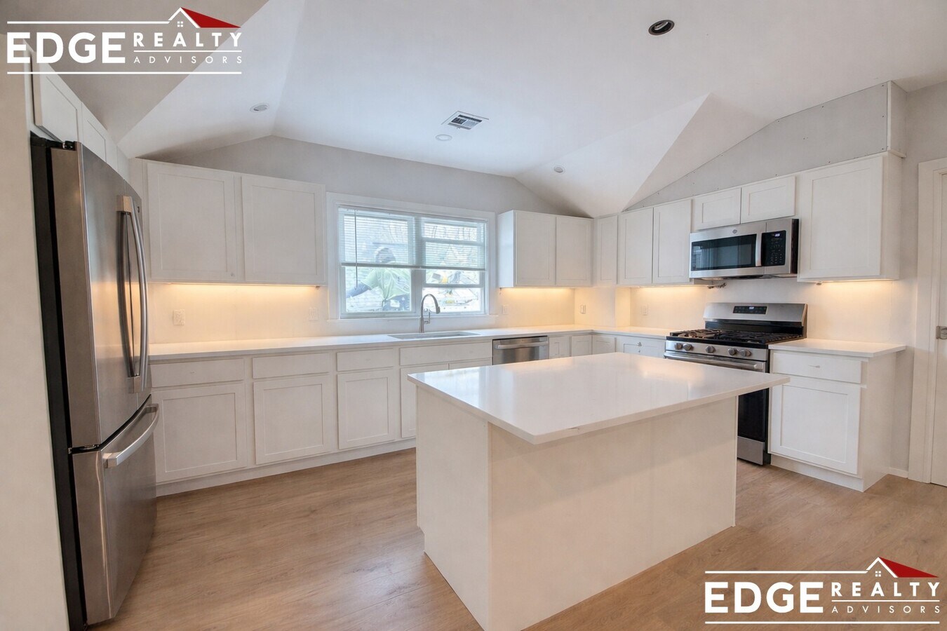 Photo - 28 Brooks St Unit 3