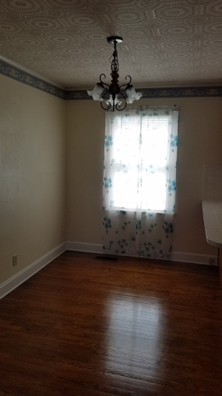 Photo - 7055 St John Rd