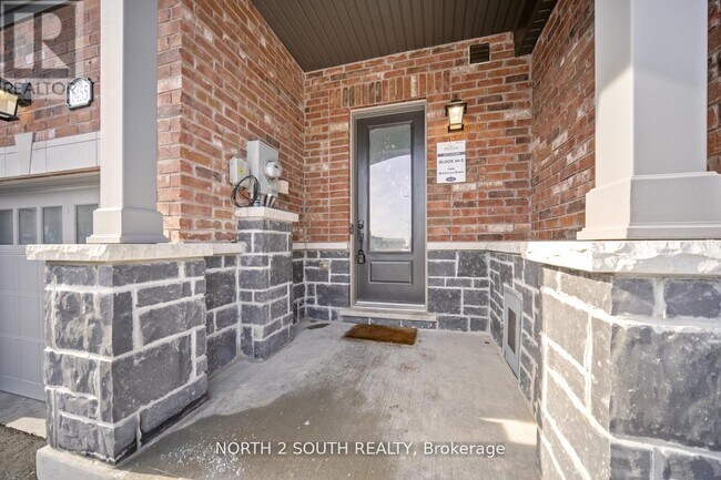 Photo - 1455 Blackmore St