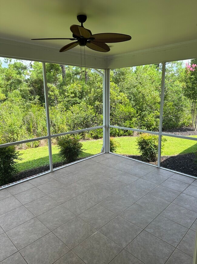 Photo - 8529 Oak Abbey Trl NE