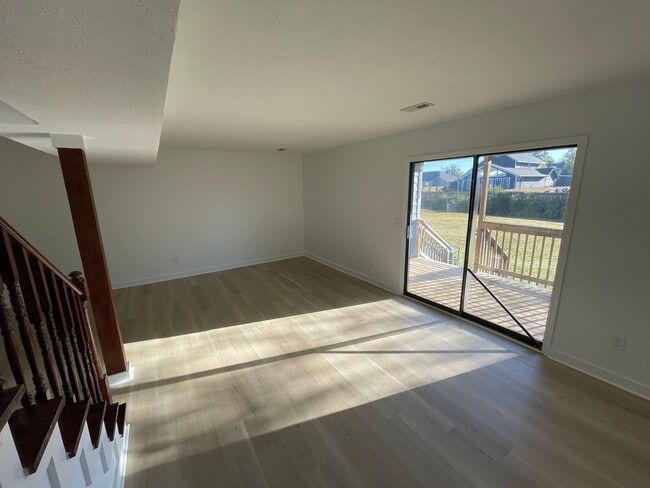 Photo - 1422 Stratton Pl Dr