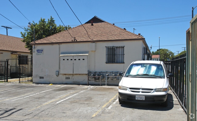 Photo - 9000 Avalon Blvd