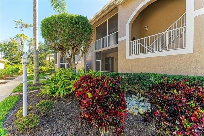 Building Photo - 5350 Hyland Hills Ave Unit 2512