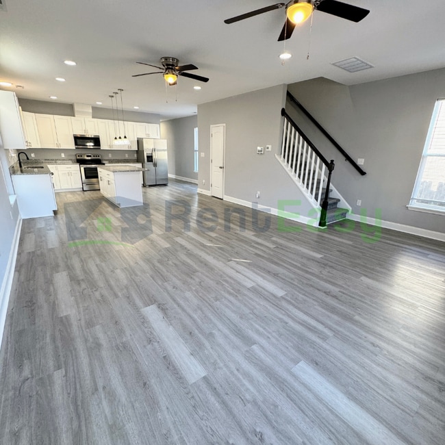 Photo - 511 Mason Ave