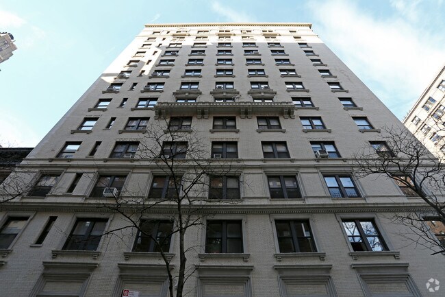 Photo - 885 West End Ave