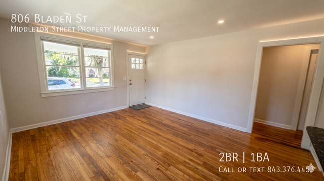 Photo - 806 Bladen St
