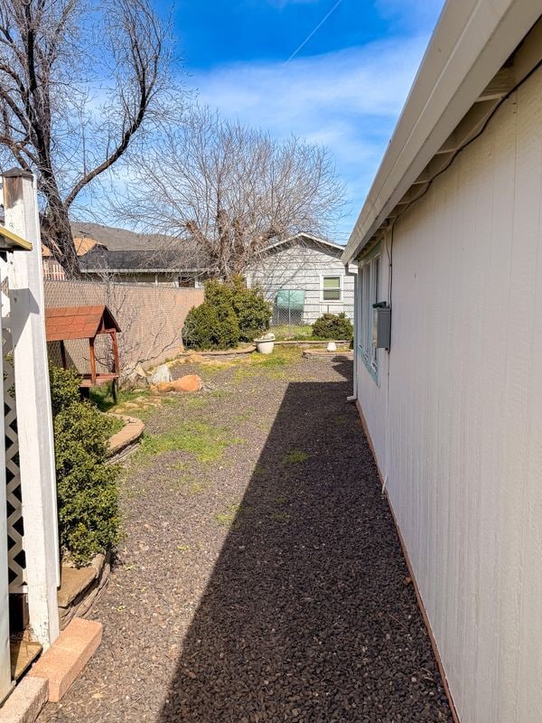 Photo - 615 Shasta Ave