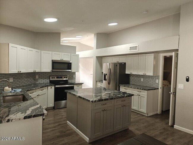 Photo - 4038 E Thistle Landing Dr