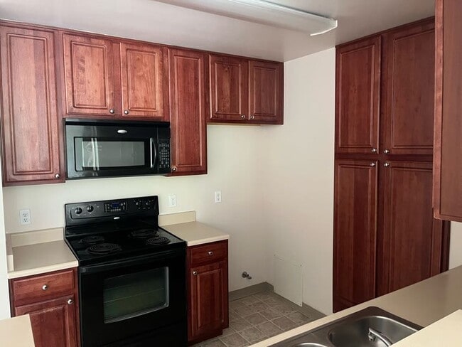 1BR