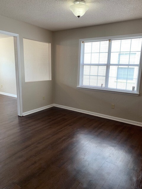 Photo - 3 Bedroom 2 Bath Home Close to Moody