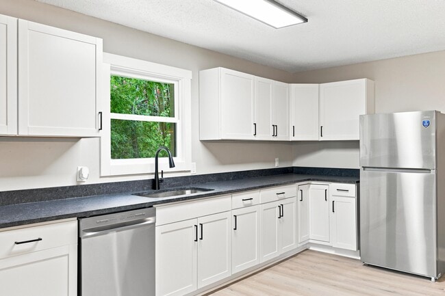 114 Alpine Dr