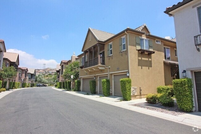 Building Photo - 28440 Mirabelle Ln Rental