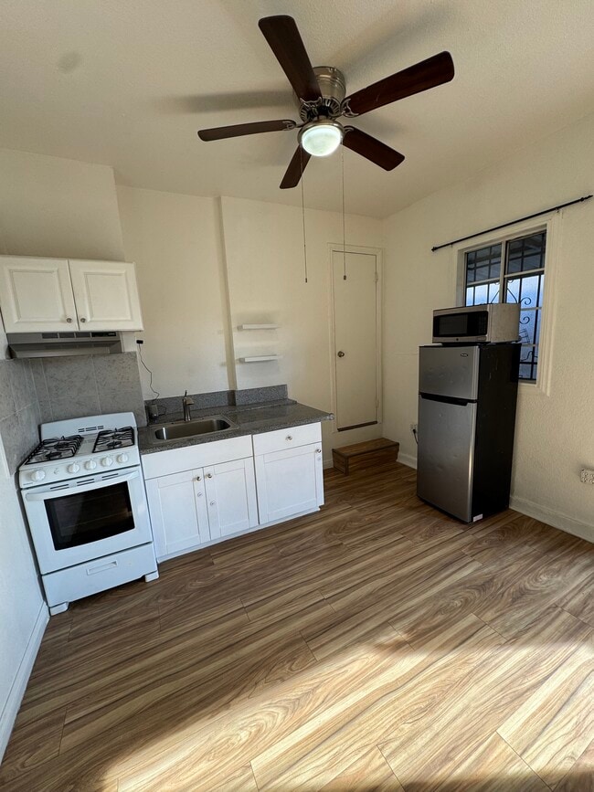 Photo - 8710 Avalon Blvd Unit 1