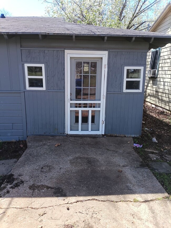 Photo - 632 E Sears St