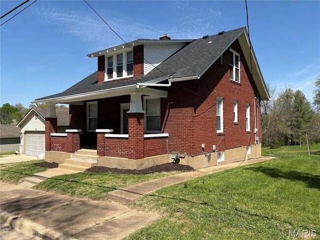 Building Photo - 615 Horn St Rental