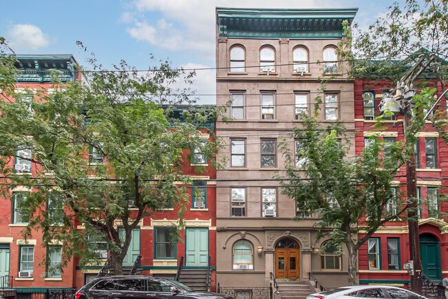 Photo - 264 9th St Unidad 3T Rental