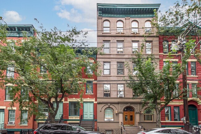 Building Photo - 264 9th St Unit 3T Rental