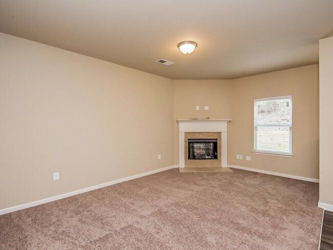 Photo - 260 Stillwood Dr