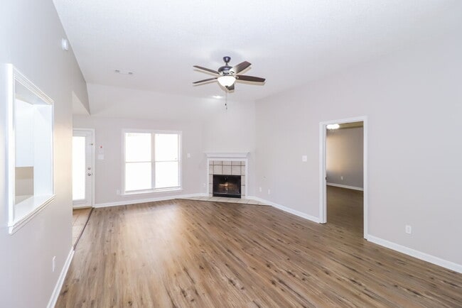 Photo - 5714 Pecan Trce