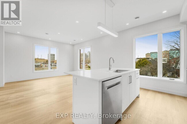 Photo - 2 Caroline Ave Unité A