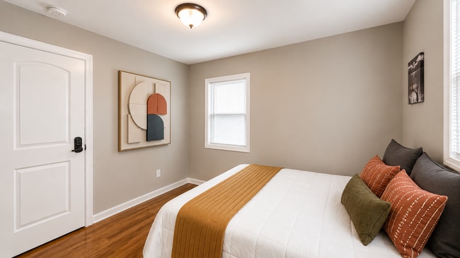 Photo - 1437 Lorenzo Dr SW