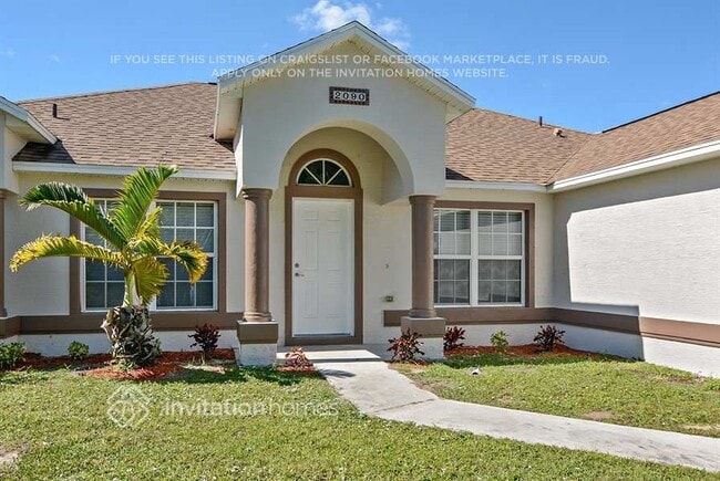 Photo - 2090 SW Capeador St