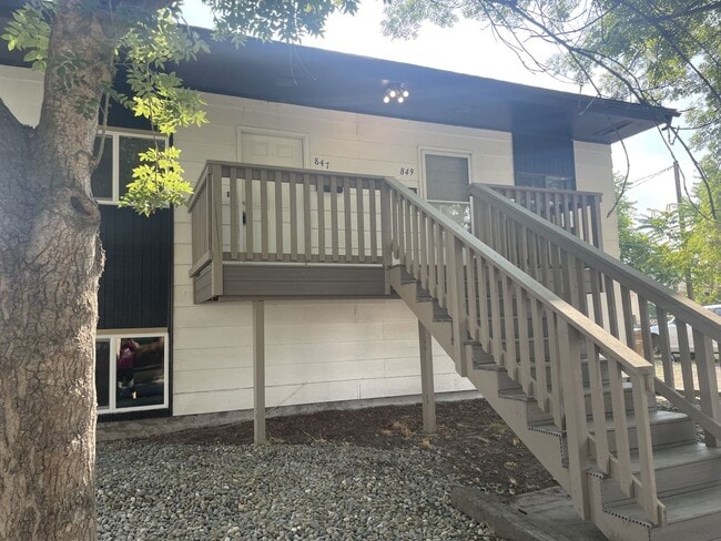 Photo - 847/849 3rd St. Unit 847