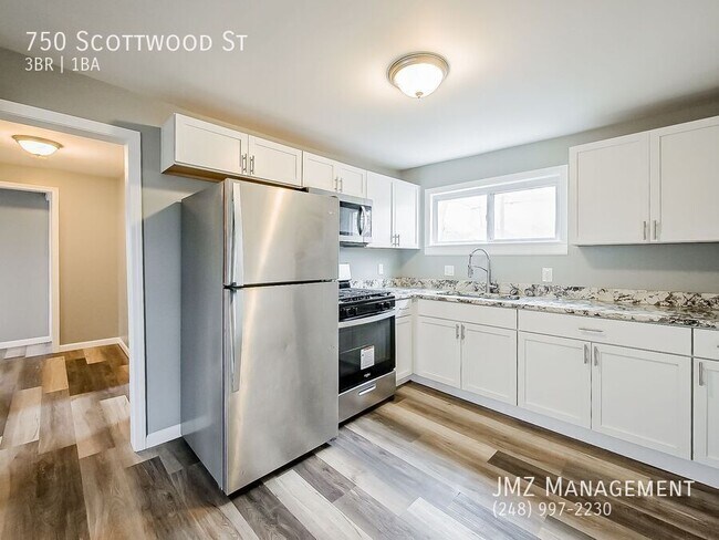 Photo - 750 Scottwood St