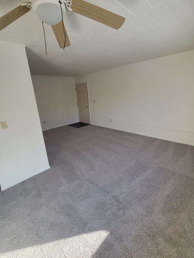 Crafton Apartments